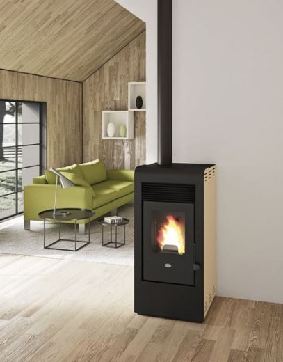 Immagine di STUFA PELLET VENTILATA EVA CALOR RITA 9kw