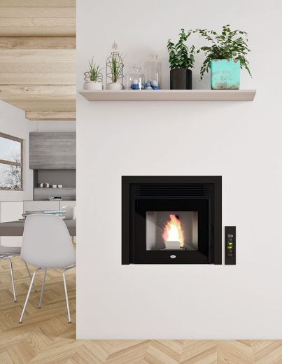 Immagine di Inserto A Pellet 11 Kw Eva Calor Modello Leonardo 11 Kw