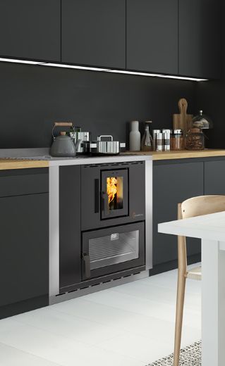 Immagine di CUCINA A PELLET VERSIONE INCASSO TERMOVANA MODELLO DESYRE 9KW CANALIZZATA 